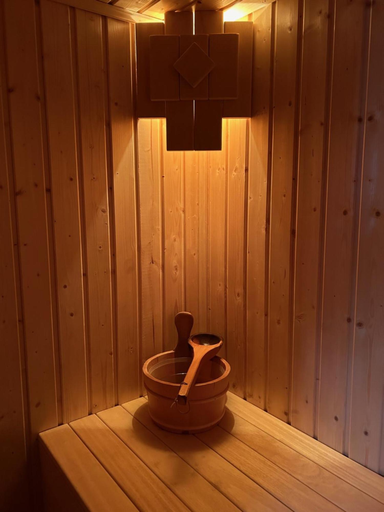 In De Bocht - Hottub Sauna Gemonde Luaran gambar